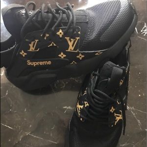 Custom Nike Air Huarache’ s